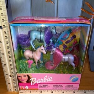 Barbie Mini Horses Stable Friends Playset - Pink and Purple 2002